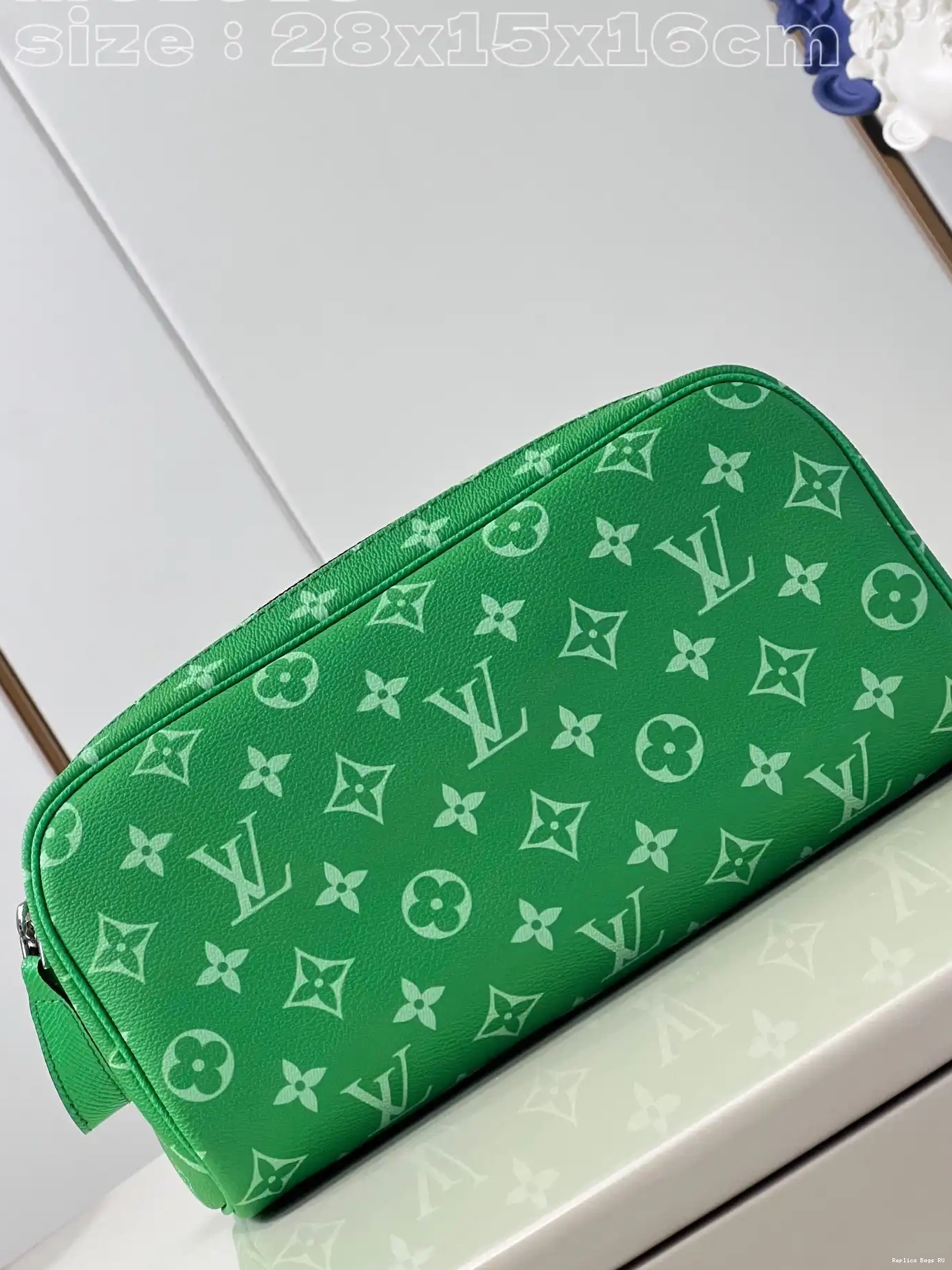 DOPP VUITTON KIT LOUIS -28*15*16.5CM 0701